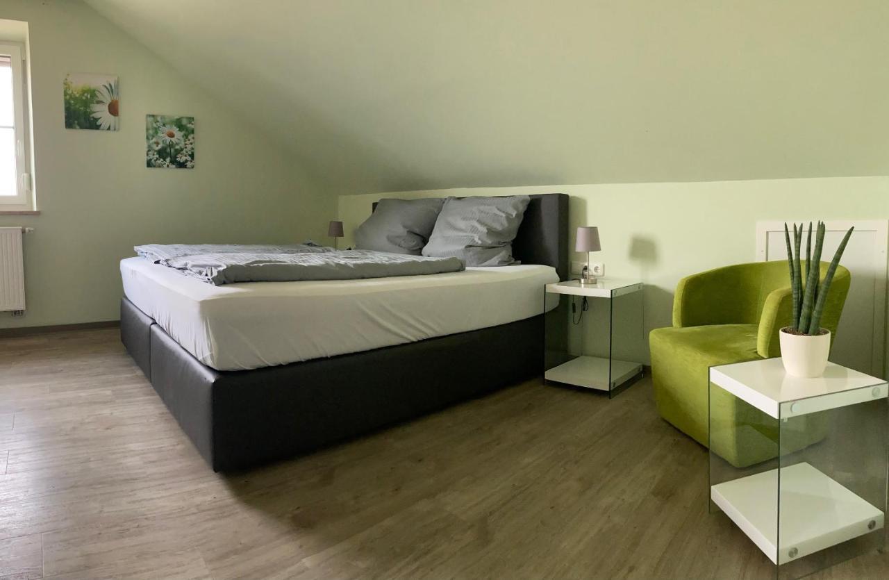 Das SinGold Hotel mit Highspeed WLAN und digitalem Schlüssel Email Adresse erforderlich Schwabmunchen Exterior foto
