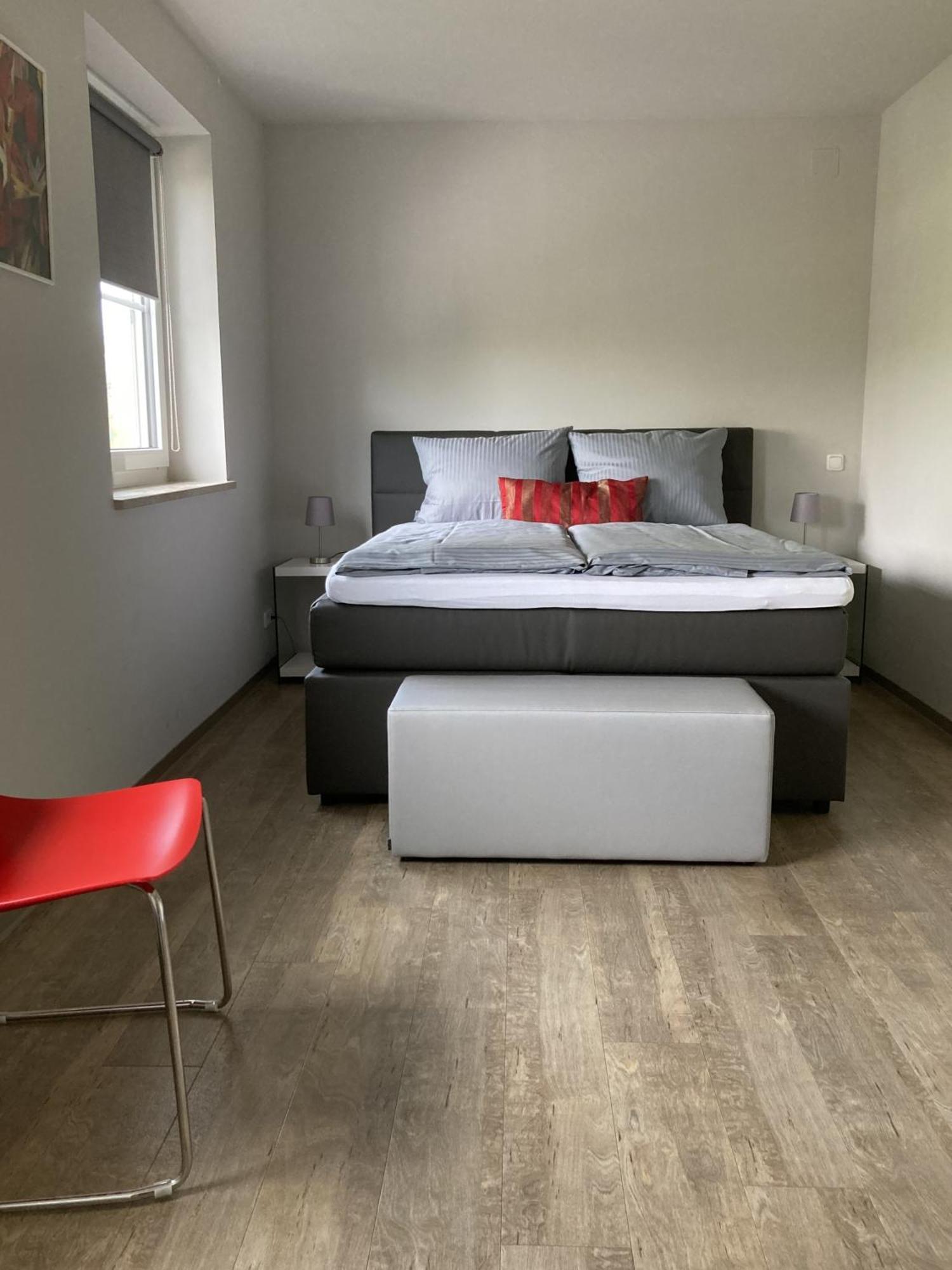 Das SinGold Hotel mit Highspeed WLAN und digitalem Schlüssel Email Adresse erforderlich Schwabmunchen Exterior foto